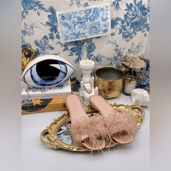 🆕 LOEFFLER RANDALL 🧿 NWOB Lilly Crinkle Metallic Slide Sandal With Feather Pom - Picture 2 of 16